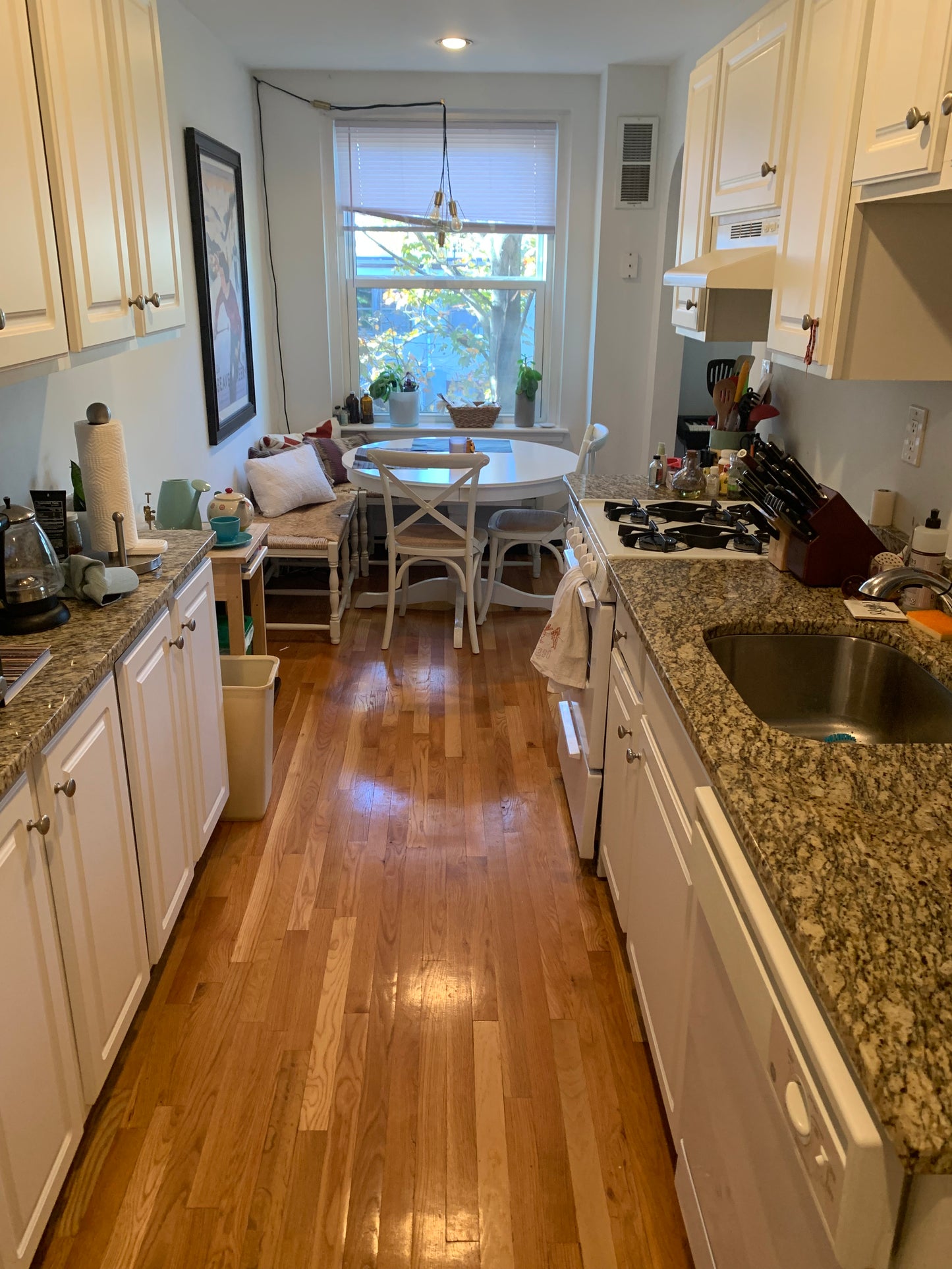 APPLICATION PENDING $2,550 / 1br - 690ft2 - ➽Cozy Somerville 1 Bedroom Available February! No Fee! (Winter Hill)