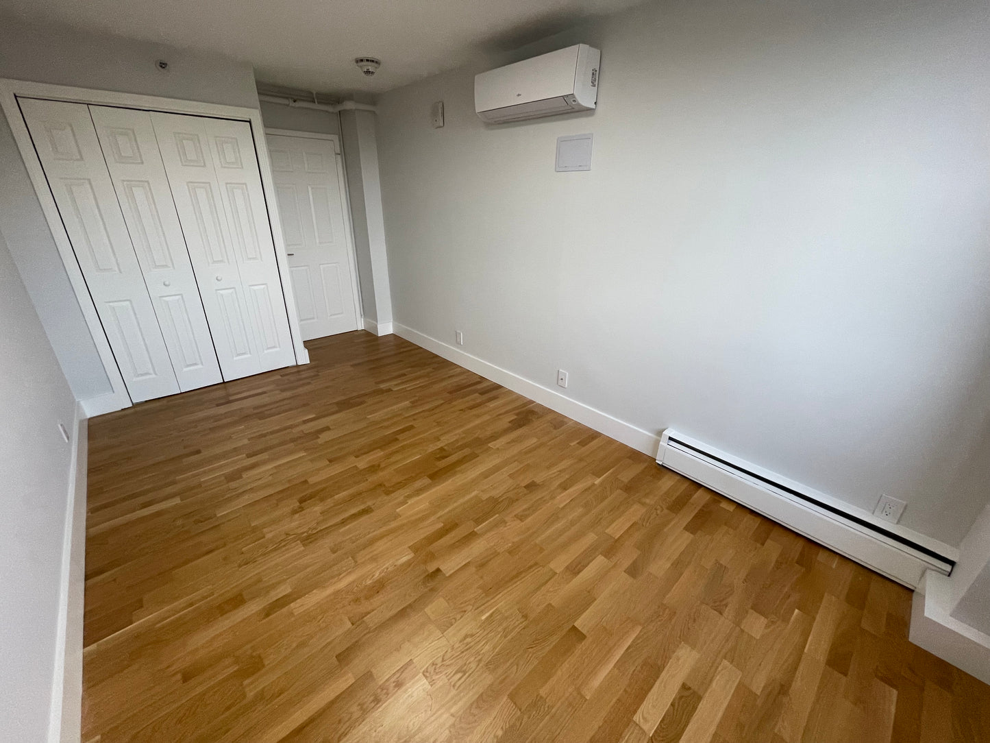 APPLICATION PENDING $3,575 / 2br - 793ft2 - ➽Fantastic South Boston 2 Bedroom Available September! (South Boston)