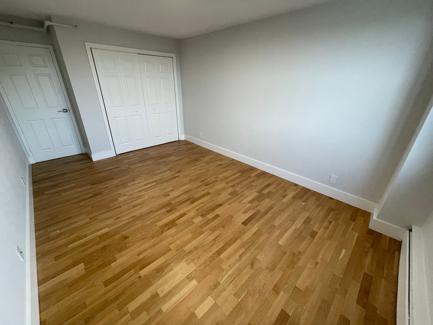 APPLICATION PENDING $3,575 / 2br - 793ft2 - ➽Fantastic South Boston 2 Bedroom Available September! (South Boston)