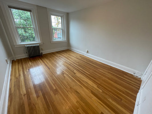 $2,340 / 1br - 585ft2 - ➽Charming Brighton 1 Bedroom Available November! No Fee! HT/HW Includ. (Brighton)