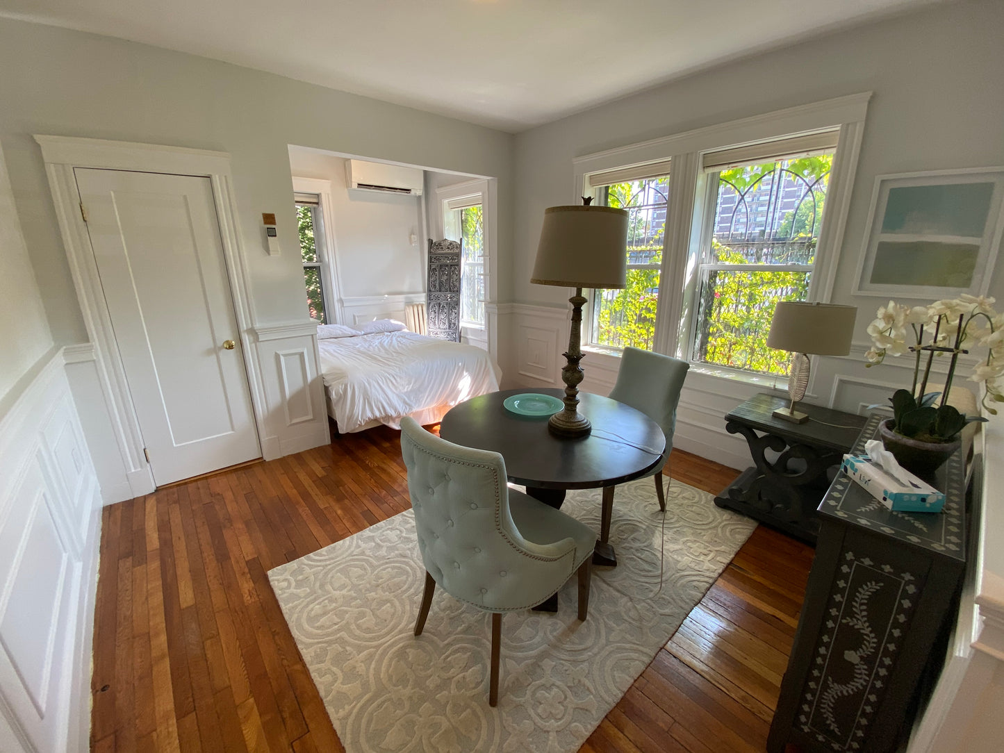 $2,450 / 371ft2 - ➽Beautiful Mission Hill Studio Available February! No Fee! (Mission Hill)