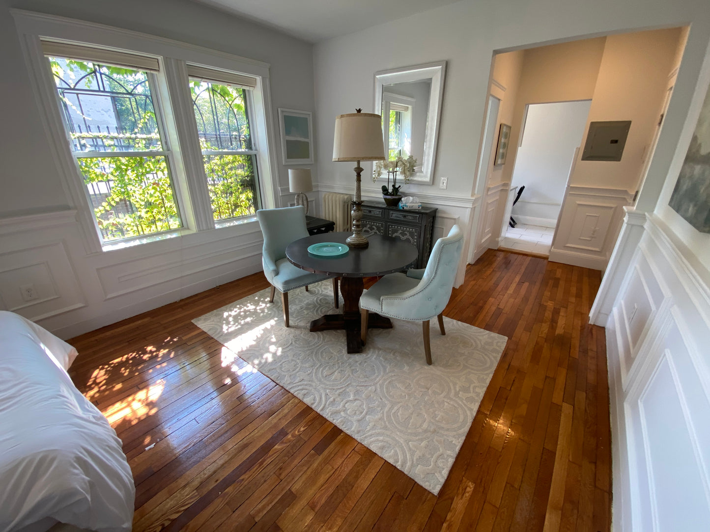 $2,450 / 371ft2 - ➽Beautiful Mission Hill Studio Available February! No Fee! (Mission Hill)