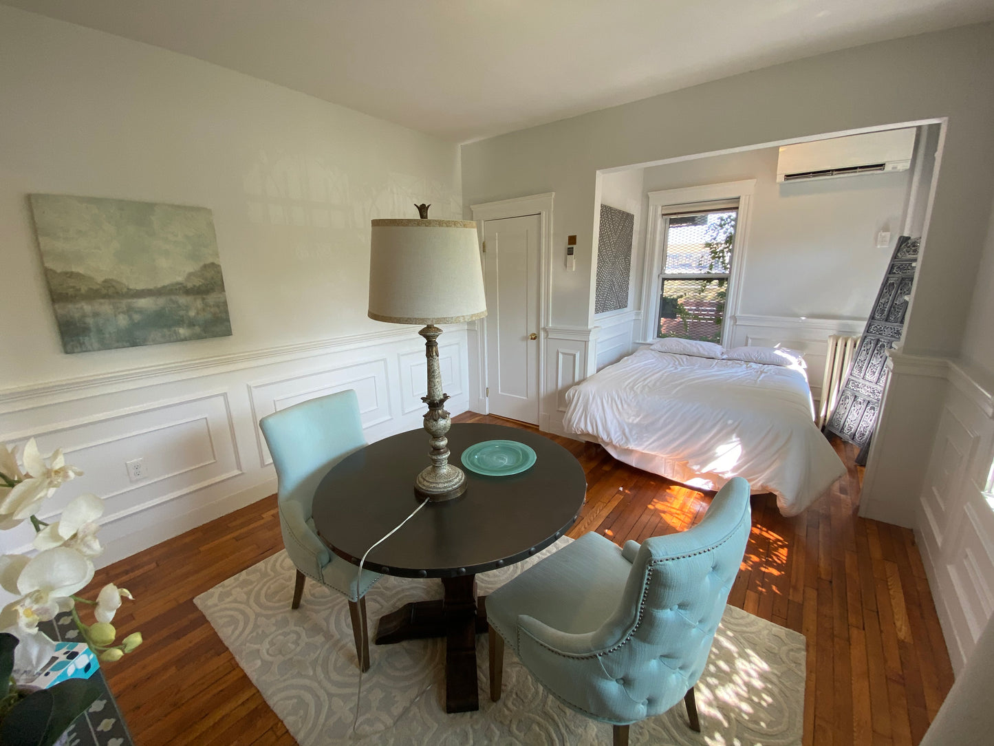 $2,450 / 371ft2 - ➽Beautiful Mission Hill Studio Available February! No Fee! (Mission Hill)