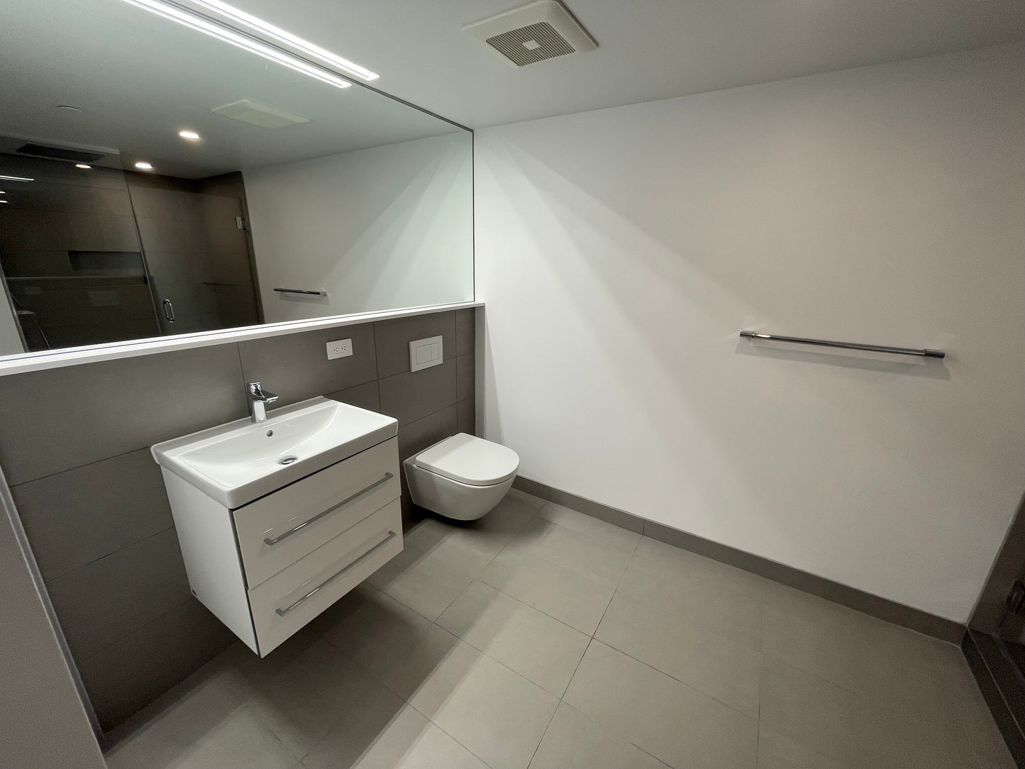 $2,385 / 460ft2 - ➽Cozy Brand New North End Studio Available Now! No Fee! (North End)