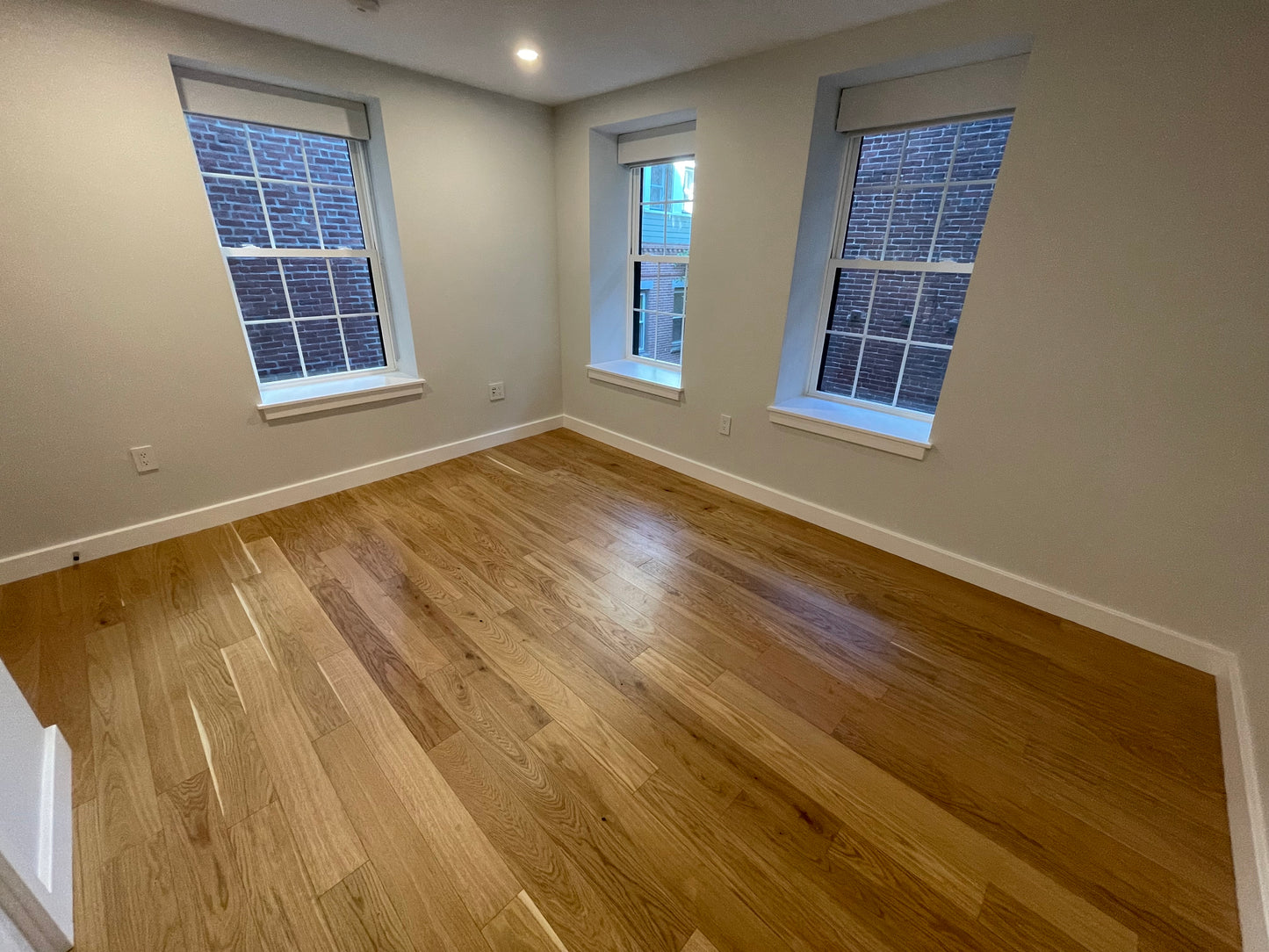 $3,200 / 1br - 660ft2 - ➽Deluxe Modern North End 1 Bedroom Available February! No Fee! (North End)