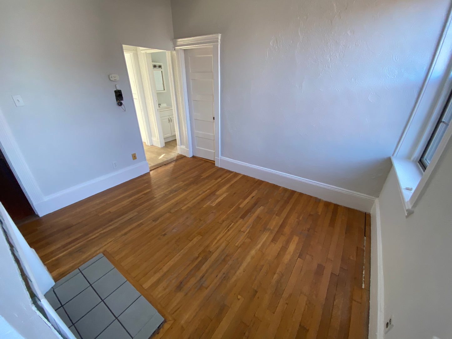 $2,400 / 1br - 397ft2 - ➽Cozy Beacon Hill 1 Bedroom w/HT & HW Included! Available June! (Beacon Hill)