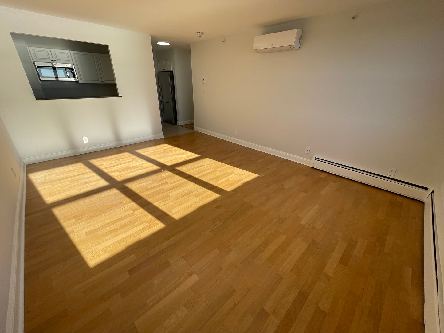 $3,625 / 2br - 776ft2 - ➽Lovely South Boston Waterview 2 Bedroom Available July! Pet-Friendly! (South Boston)