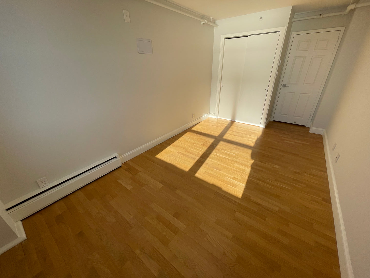 $3,625 / 2br - 776ft2 - ➽Lovely South Boston Waterview 2 Bedroom Available July! Pet-Friendly! (South Boston)