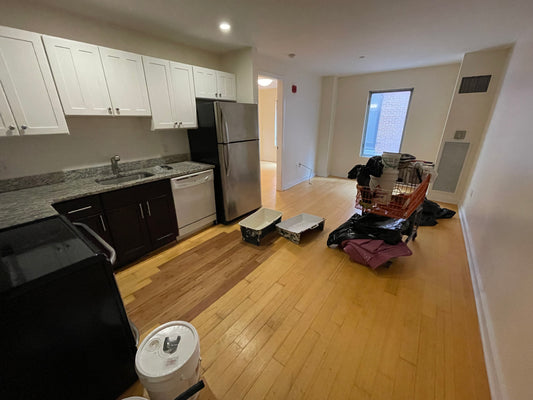 $3,000 / 1br - 460ft2 - ➽Classy Downtown 1 Bedroom Available June! Pet-Friendly! (Theatre District)