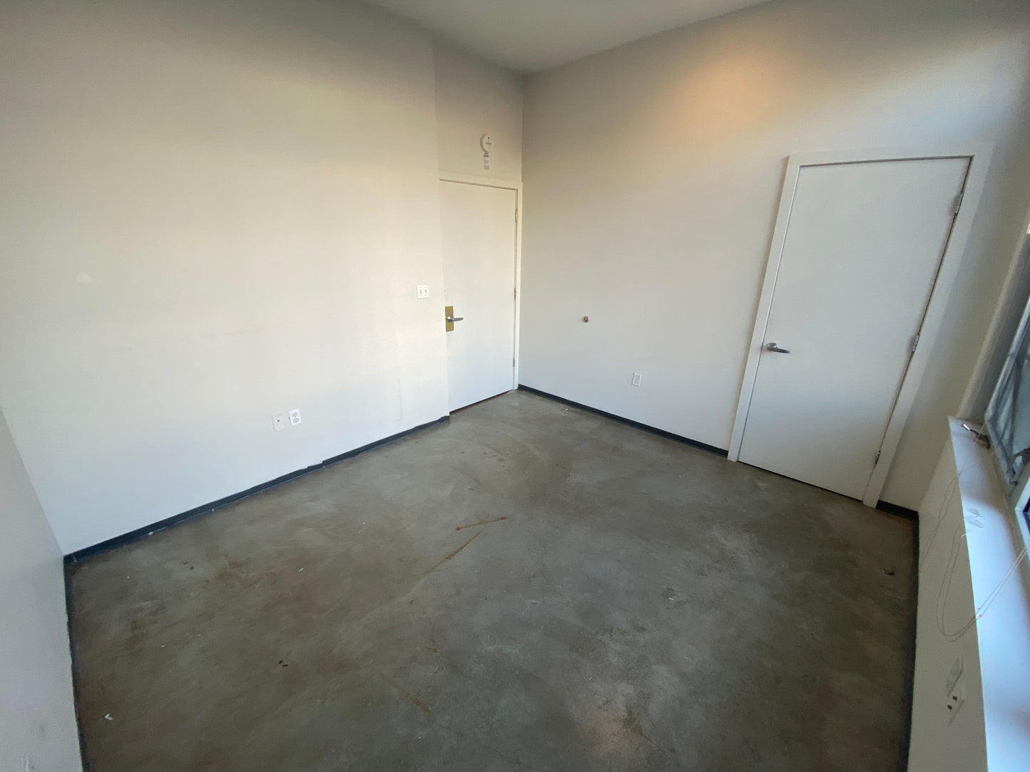 $5,150 / 3br - 1200ft2 - ➽Spacious South End 3 Bedroom Available July! Pet-Friendly! (South End)