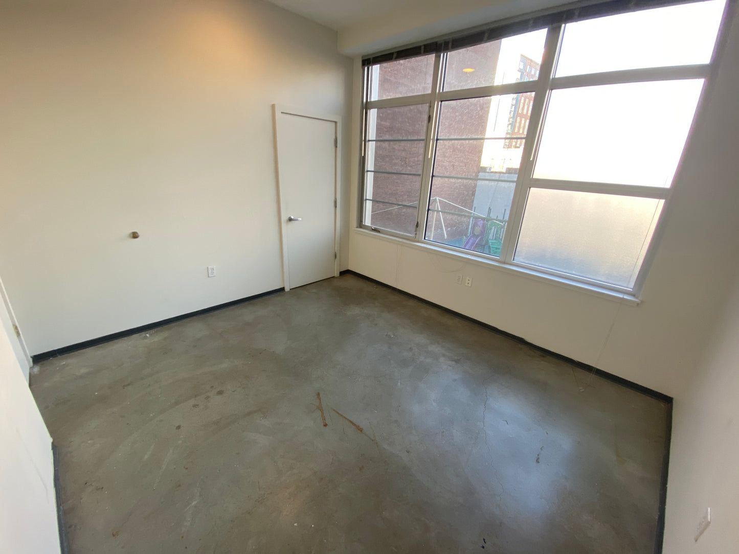 $5,150 / 3br - 1200ft2 - ➽Spacious South End 3 Bedroom Available July! Pet-Friendly! (South End)