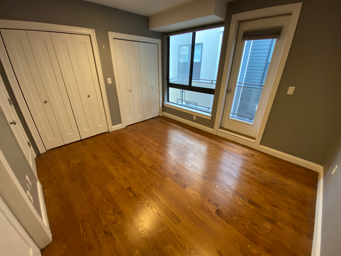 RENTED/OFF MARKET $4,100 / 2br - 823ft2 - ➽Airy South Boston/Seaport 2 Bedroom Available August! (South Boston)
