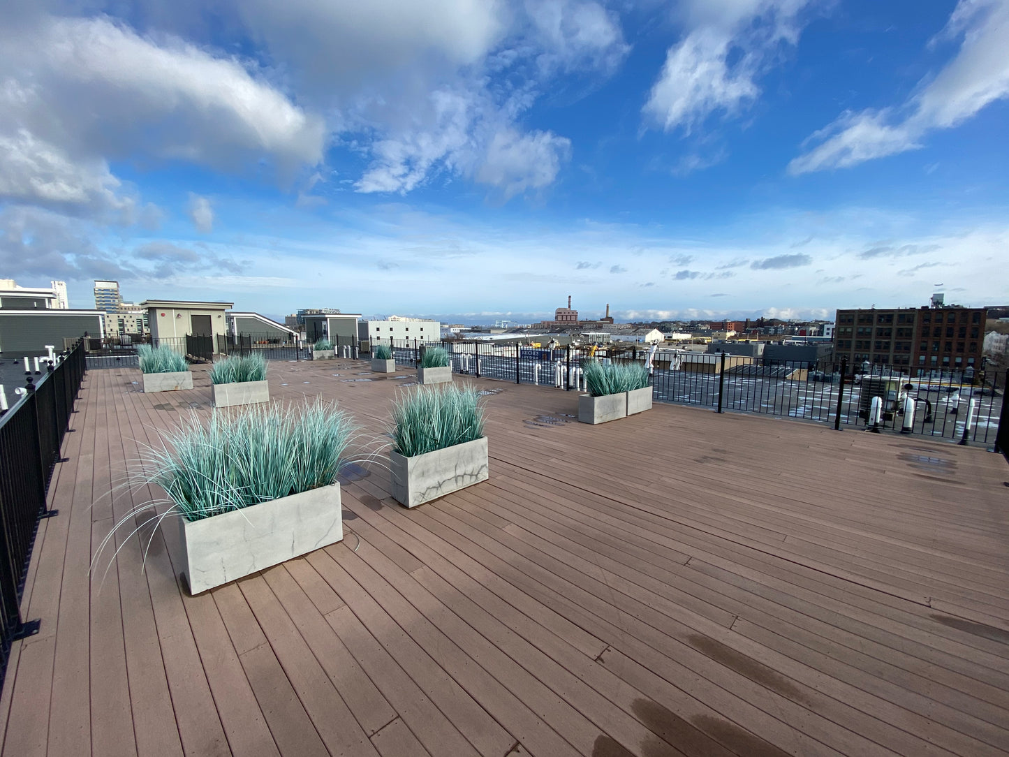 APPLICATION PENDING $4,400 / 2br - 1031ft2 - ➽Stunning Top Floor South Boston/Seaport 2 Bed 2 Bath Available January! No Fee (South Boston)