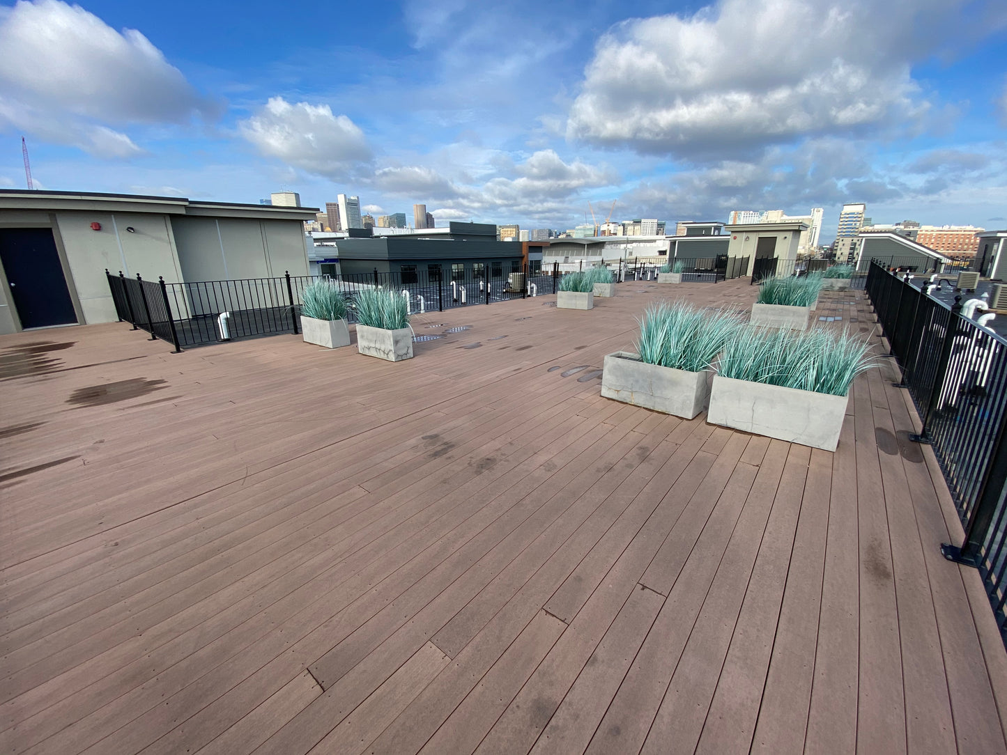 APPLICATION PENDING $4,400 / 2br - 1031ft2 - ➽Stunning Top Floor South Boston/Seaport 2 Bed 2 Bath Available January! No Fee (South Boston)