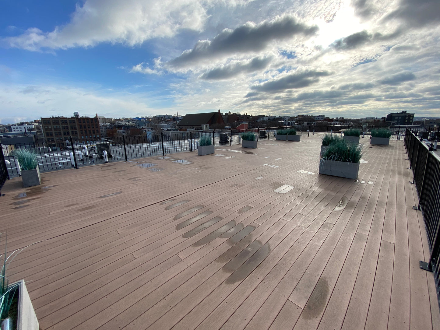 APPLICATION PENDING $4,400 / 2br - 1031ft2 - ➽Stunning Top Floor South Boston/Seaport 2 Bed 2 Bath Available January! No Fee (South Boston)