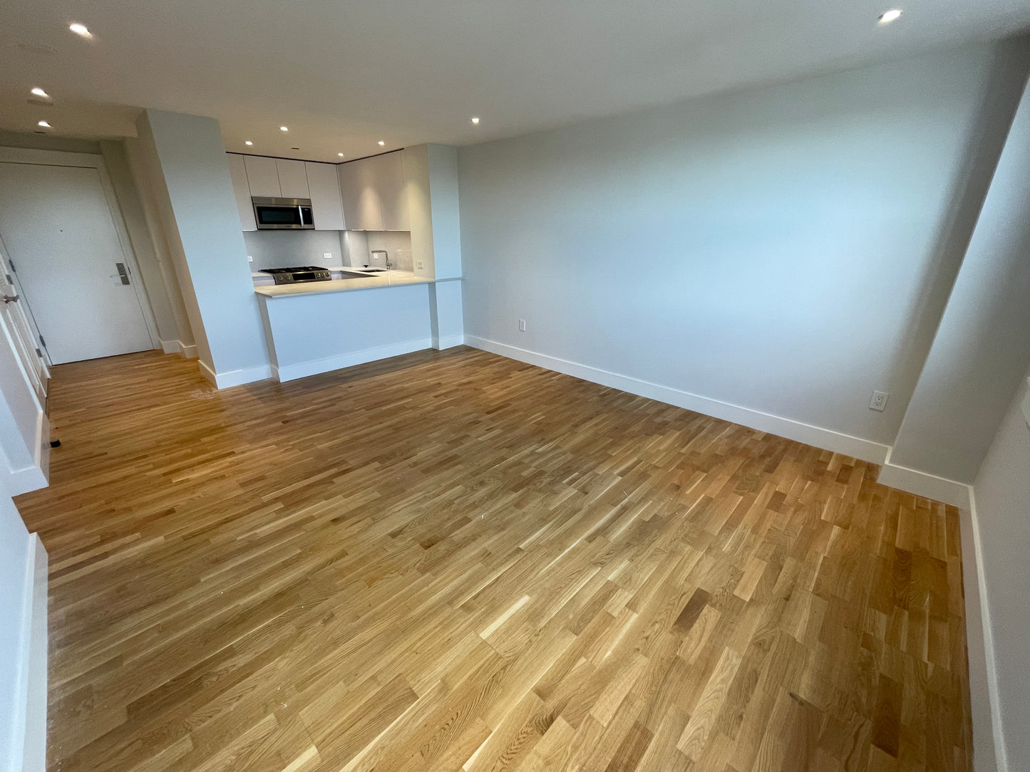 $2,865 / 1br - 632ft2 - ➽Gorgeous South Boston 1 Bedroom Available October! No Fee! (South Boston)