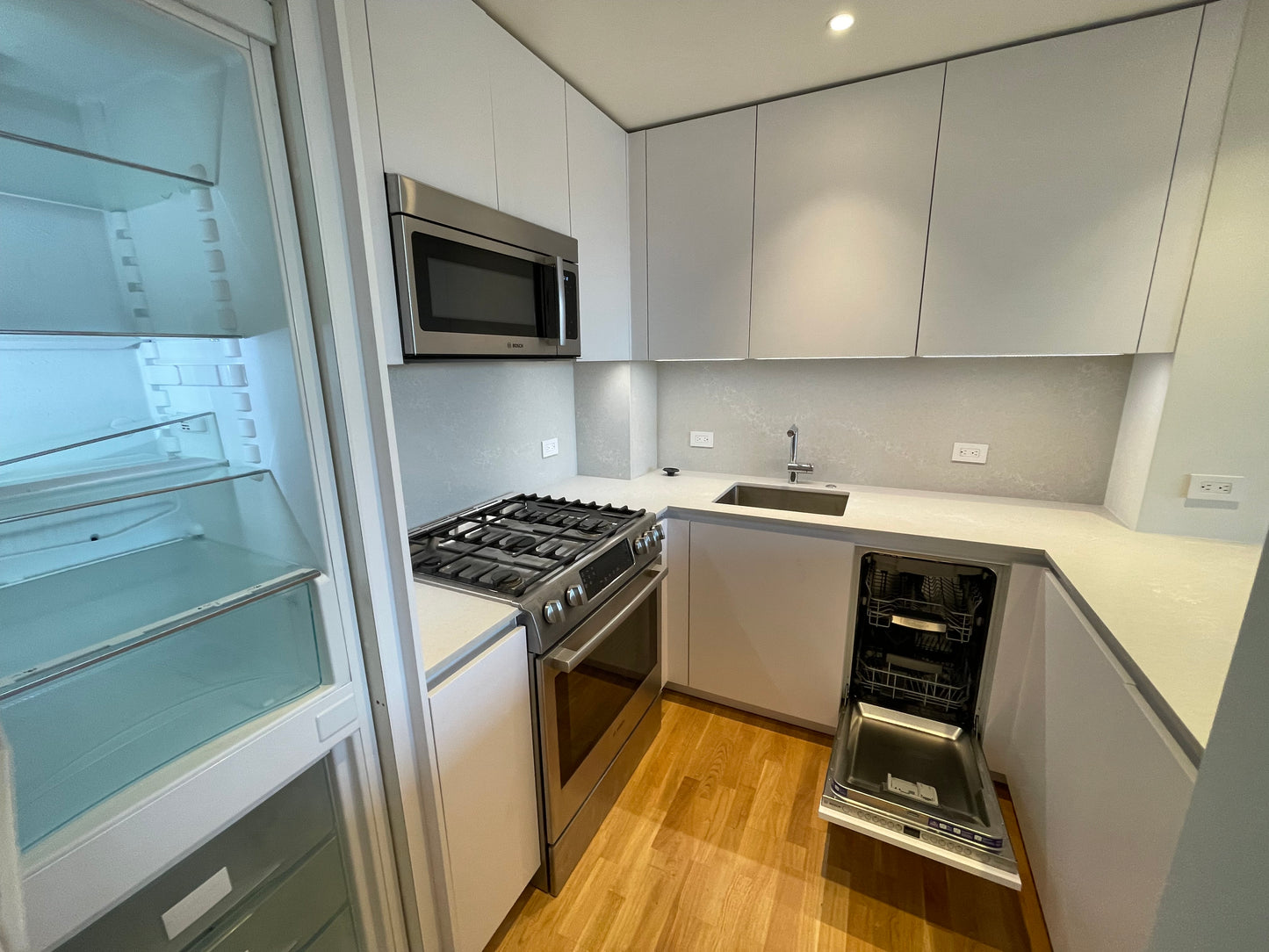 $2,865 / 1br - 632ft2 - ➽Gorgeous South Boston 1 Bedroom Available October! No Fee! (South Boston)