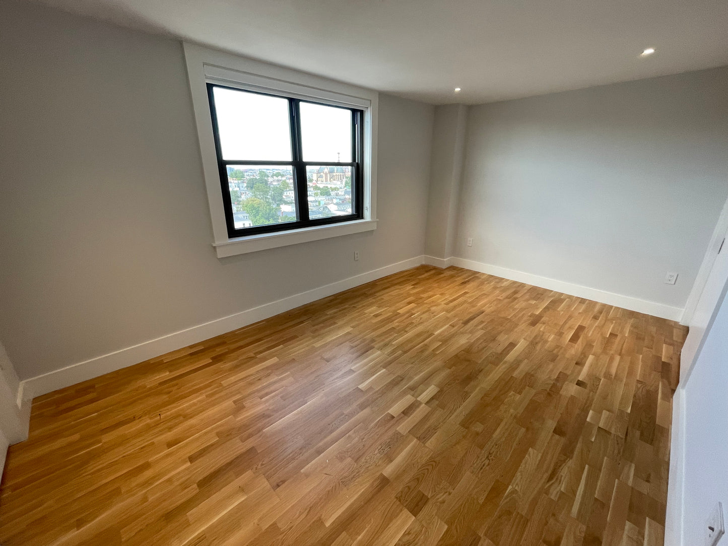 $2,865 / 1br - 632ft2 - ➽Gorgeous South Boston 1 Bedroom Available October! No Fee! (South Boston)