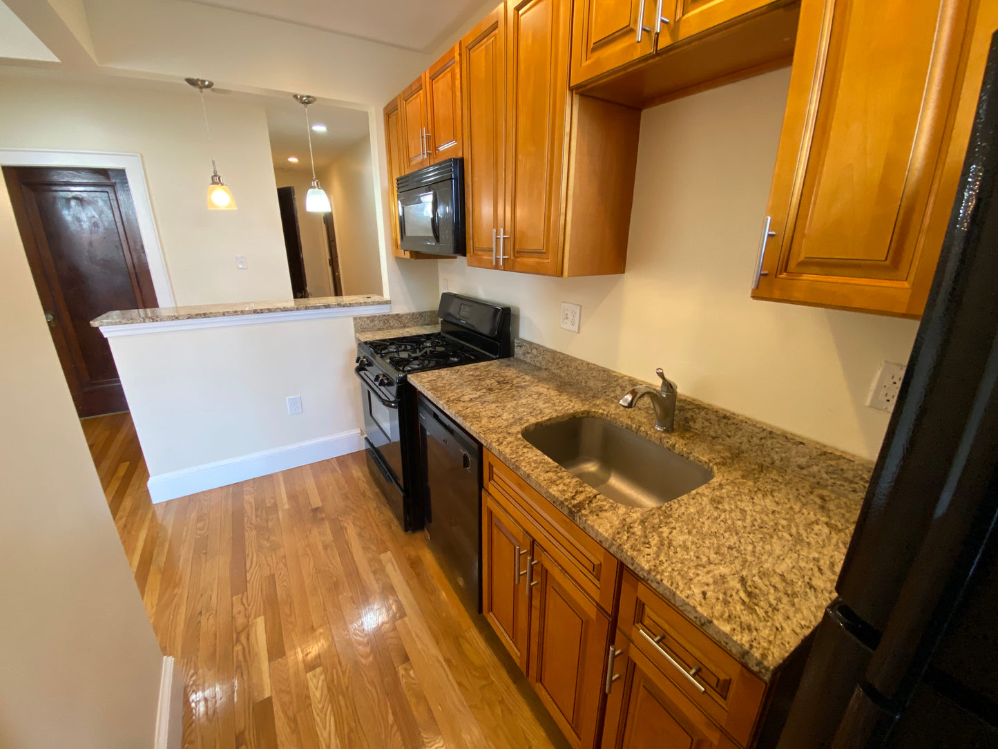 $2,425 / 1br - 580ft2 - ➽Charming Somerville 1 Bedroom Available January! No Fee! (Winter Hill)