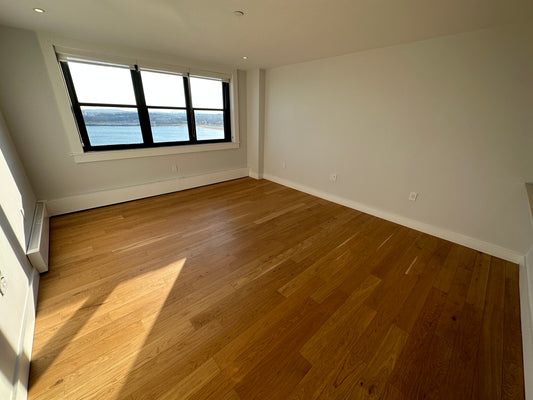 $3,625 / 2br - 786ft2 - ➽Stunning South Boston Waterview 2 Bedroom w/No Fee! (South Boston)