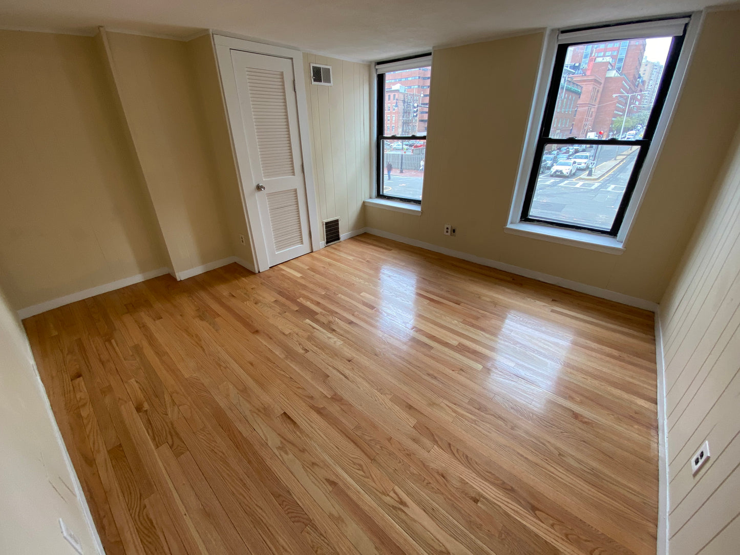 APPLICATION PENDING $2,650 / 1br - ➼Beautiful Beacon Hill 1 Bedroom w/No Fee! Pet-Friendly! (Beacon Hill)