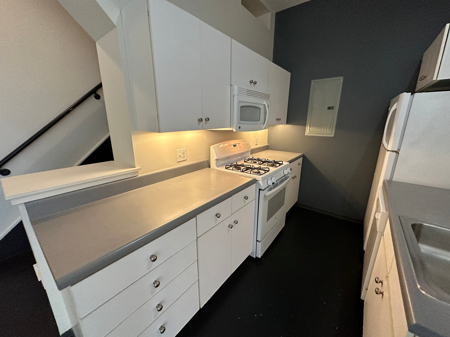 $3,485 / 2br - 900ft2 - ➽Beautiful South End 2 Bedroom Available Now! No Fee! (South End)