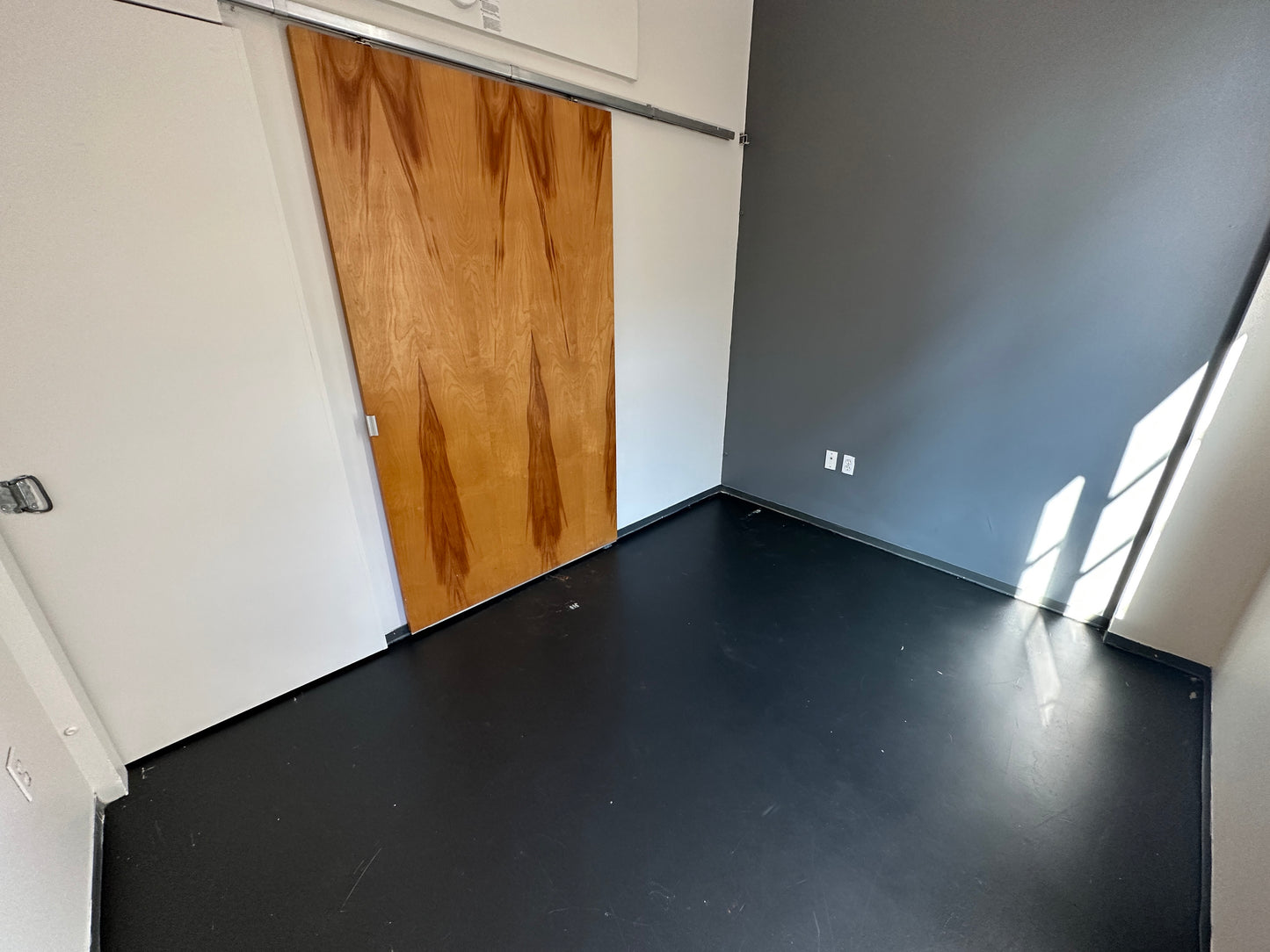 $3,485 / 2br - 900ft2 - ➽Beautiful South End 2 Bedroom Available Now! No Fee! (South End)