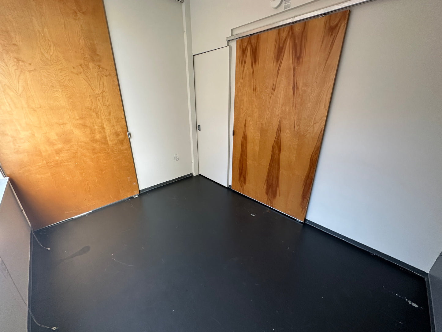 $3,485 / 2br - 900ft2 - ➽Beautiful South End 2 Bedroom Available Now! No Fee! (South End)