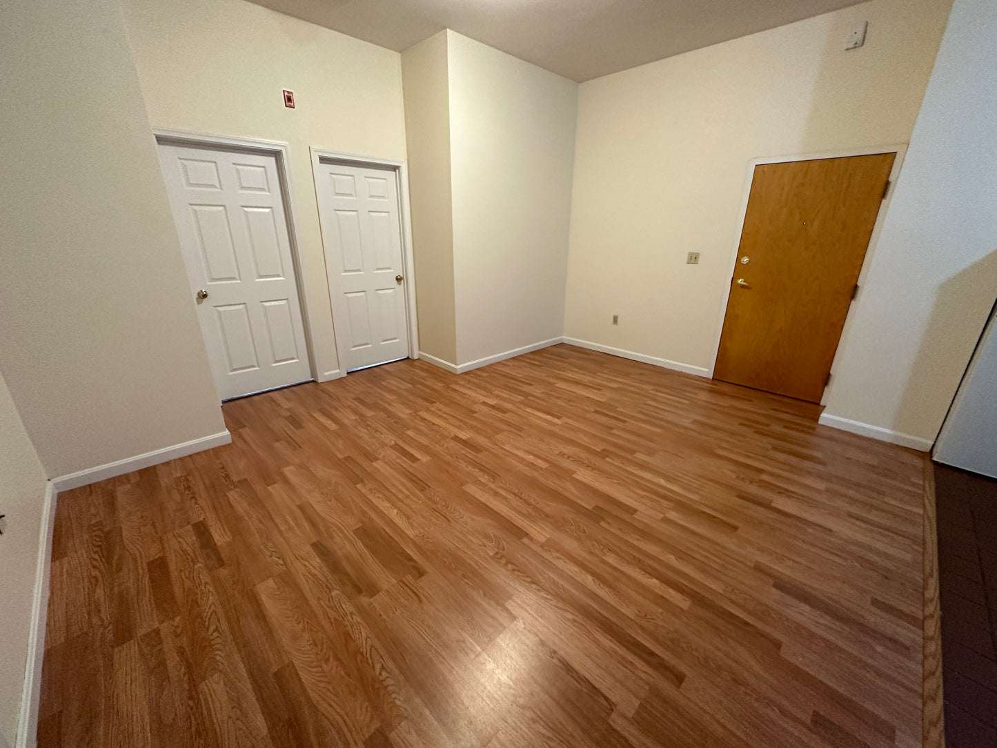 APPLICATION PENDING $3,595 / 2br - 546ft2 - ➽Charming Chinatown 2 Bedroom Available 9/1! Pet-Friendly! (Chinatown)