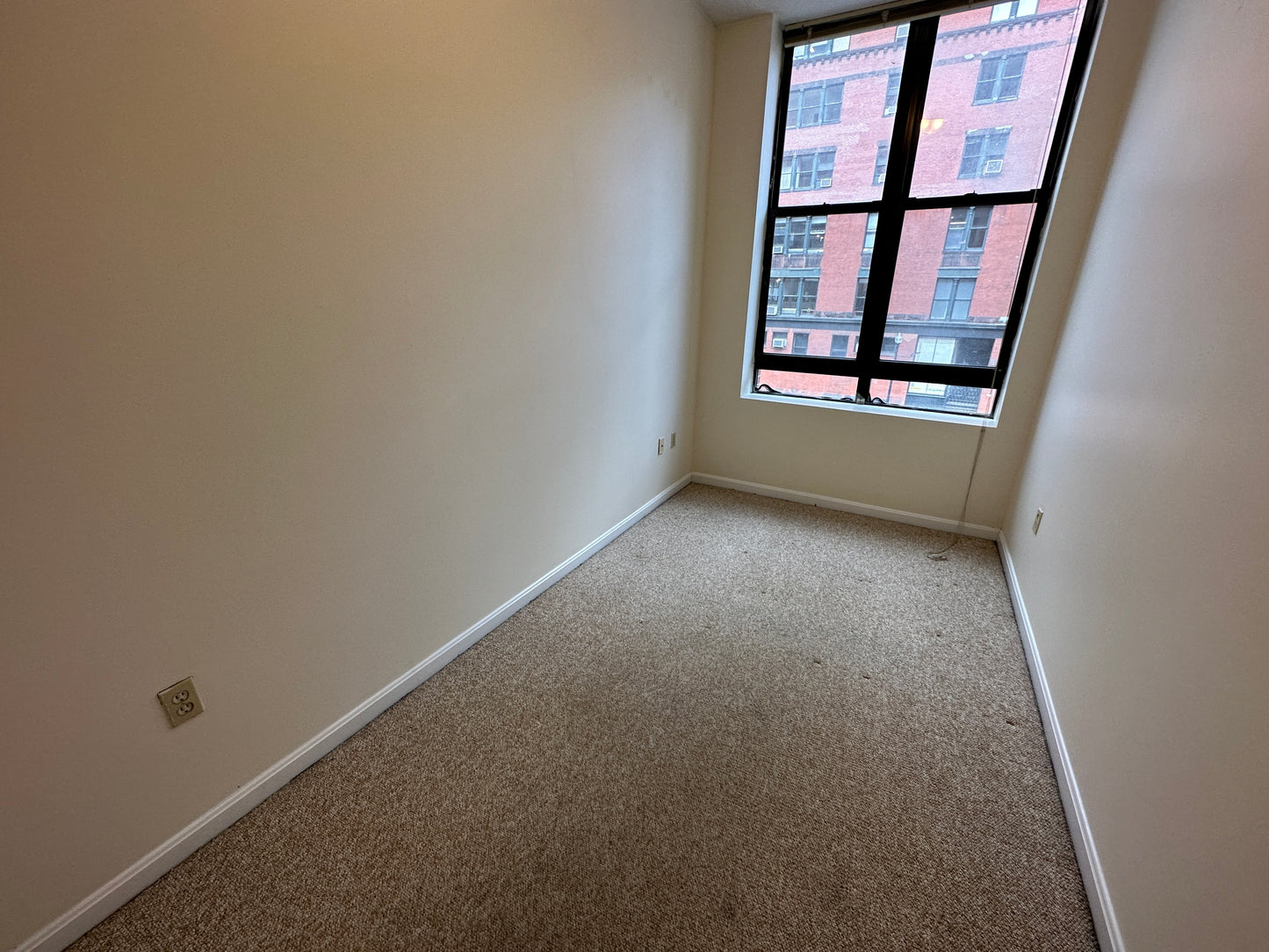 APPLICATION PENDING $3,595 / 2br - 546ft2 - ➽Charming Chinatown 2 Bedroom Available 9/1! Pet-Friendly! (Chinatown)