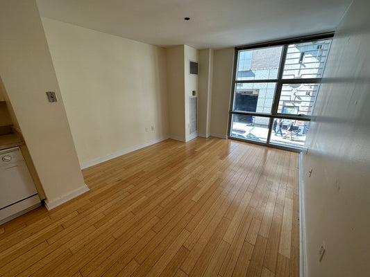 $3,000 / 1br - 450ft2 - ➽Charming Downtown 1 Bedroom Available September! (Theatre District)