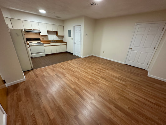 $3,595 / 1br - 604ft2 - ➽Airy Chinatown 2 Bedroom Available 9/1! Pet-Friendly! (Chinatown)