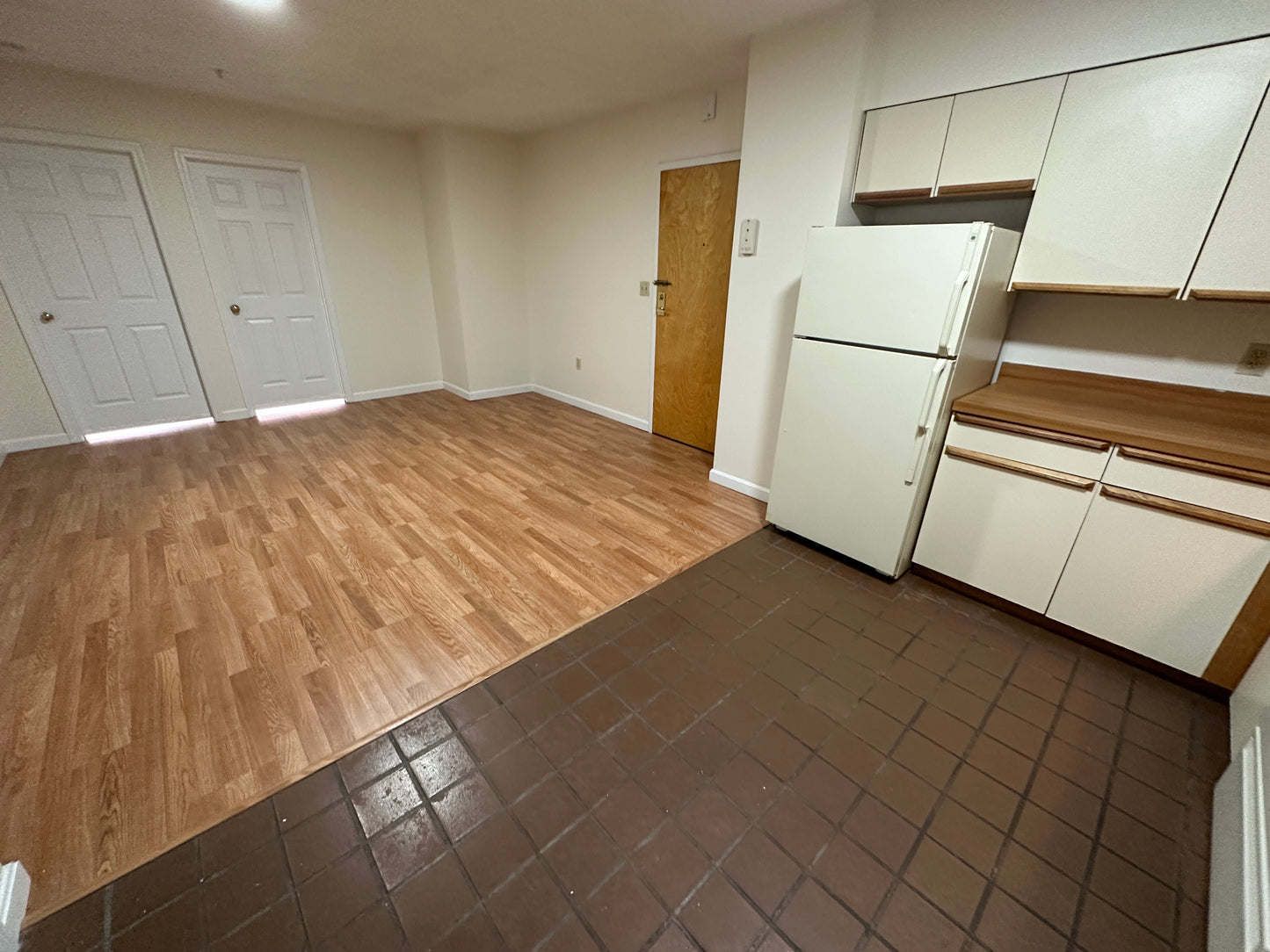 $3,595 / 1br - 604ft2 - ➽Airy Chinatown 2 Bedroom Available 9/1! Pet-Friendly! (Chinatown)