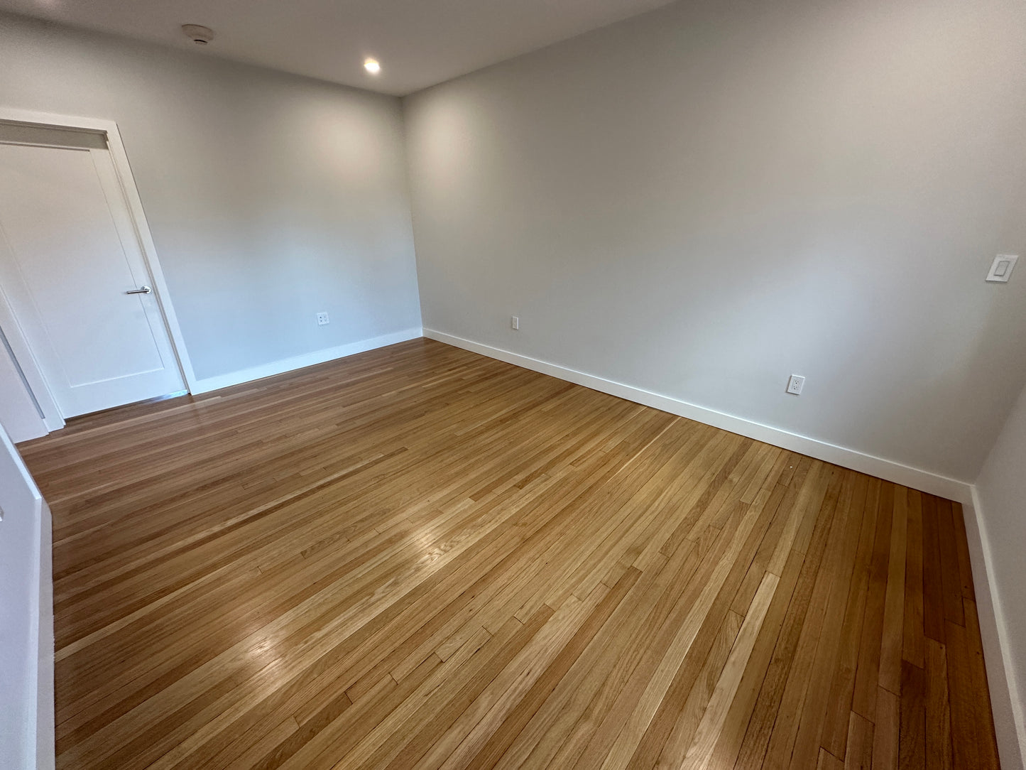 $3,300 / 2br - 870ft2 - ➽Chic Cambridge 2 Bedroom Available October! No Fee! (Agassiz)