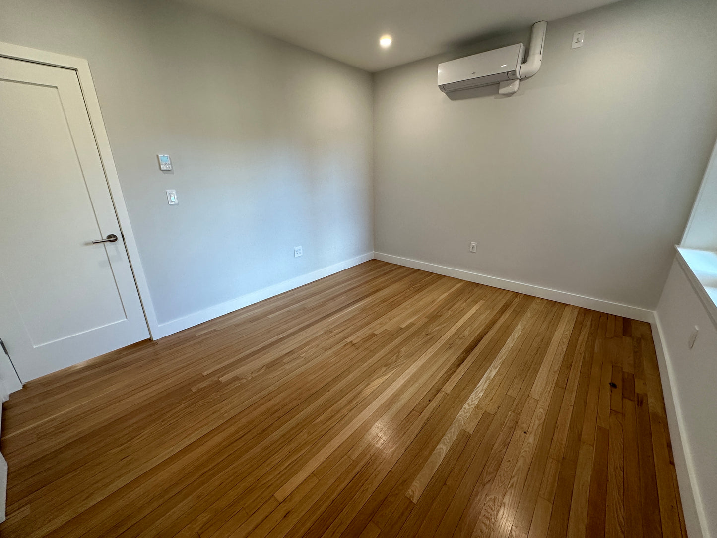 $3,300 / 2br - 870ft2 - ➽Chic Cambridge 2 Bedroom Available October! No Fee! (Agassiz)