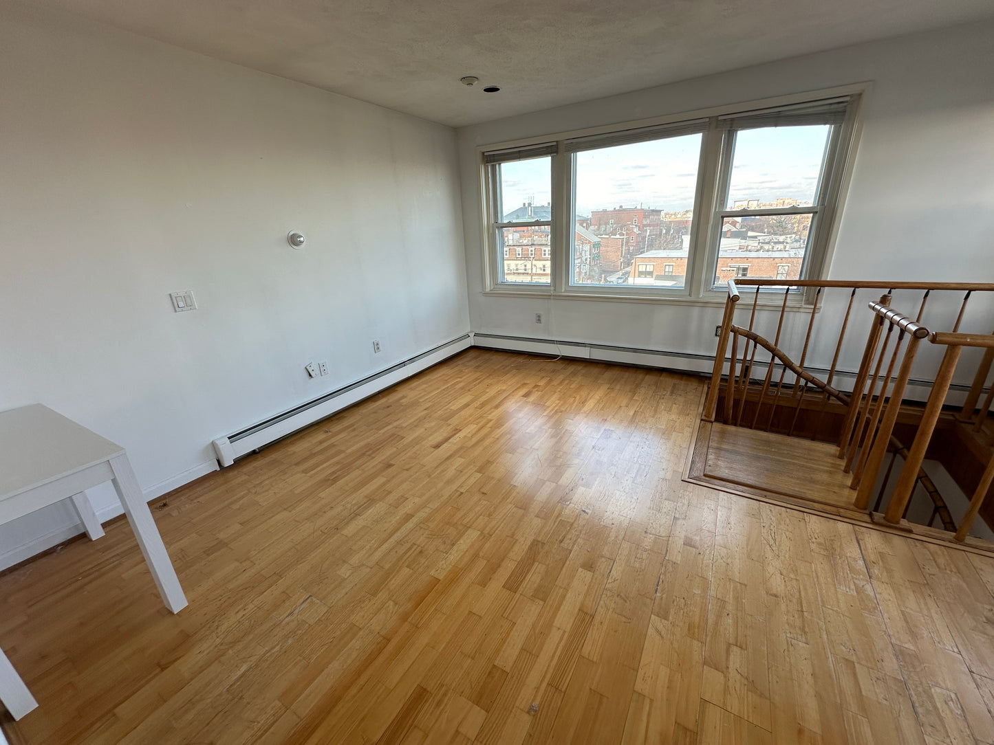 $3,400 / 2br - 1398ft2 - ➽Gorgeous Chelsea South End 2 Bedroom 2 Bathroom Top Floor Loft! (Chelsea - South End)