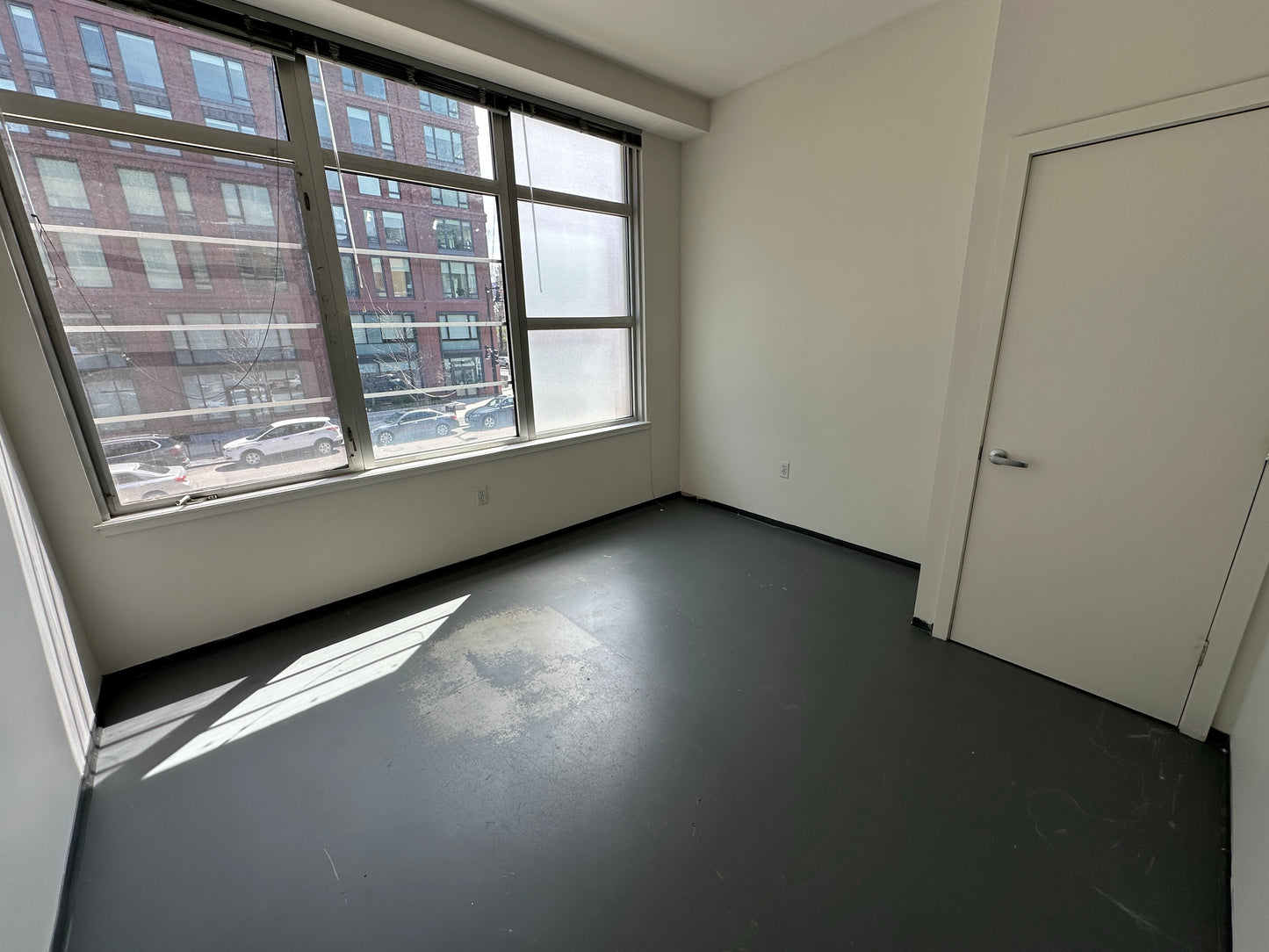 $4,350 / 2br - 900ft2 - ➽Gorgeous South End 2 Bedroom Available Now! No Fee! (South End)