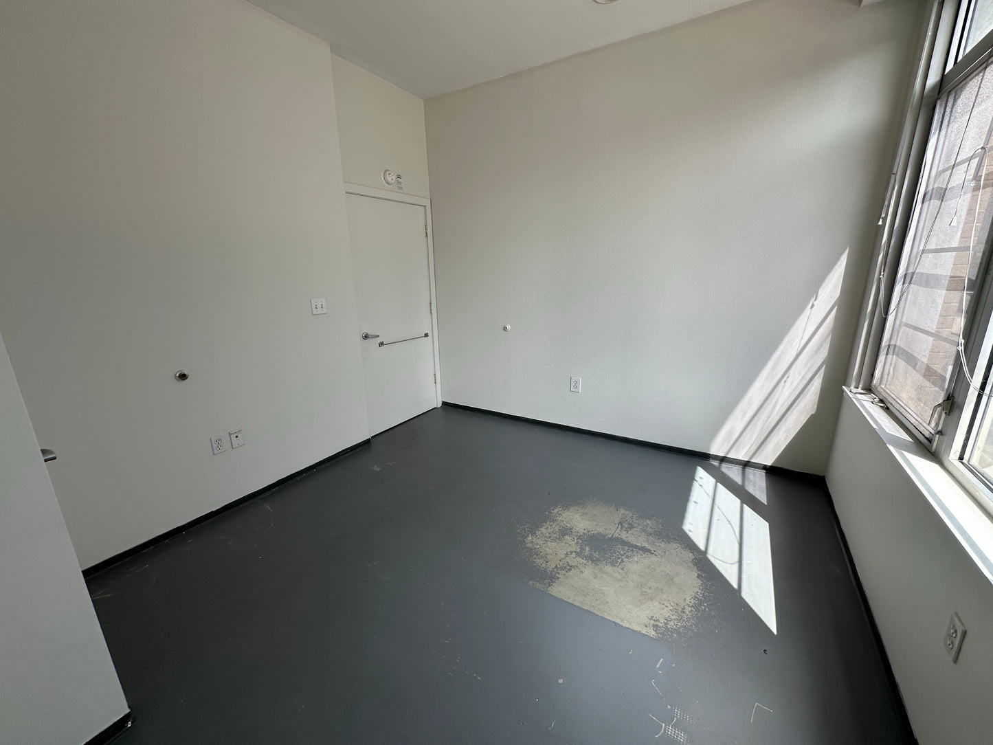 $4,350 / 2br - 900ft2 - ➽Gorgeous South End 2 Bedroom Available Now! No Fee! (South End)