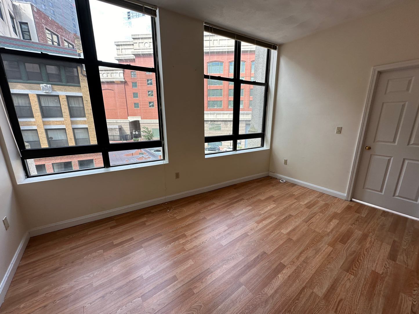 APPLICATION PENDING $2,600 / 1br - 416ft2 - ➽Beautiful Chinatown 1 Bedroom Available September! (Chinatown)