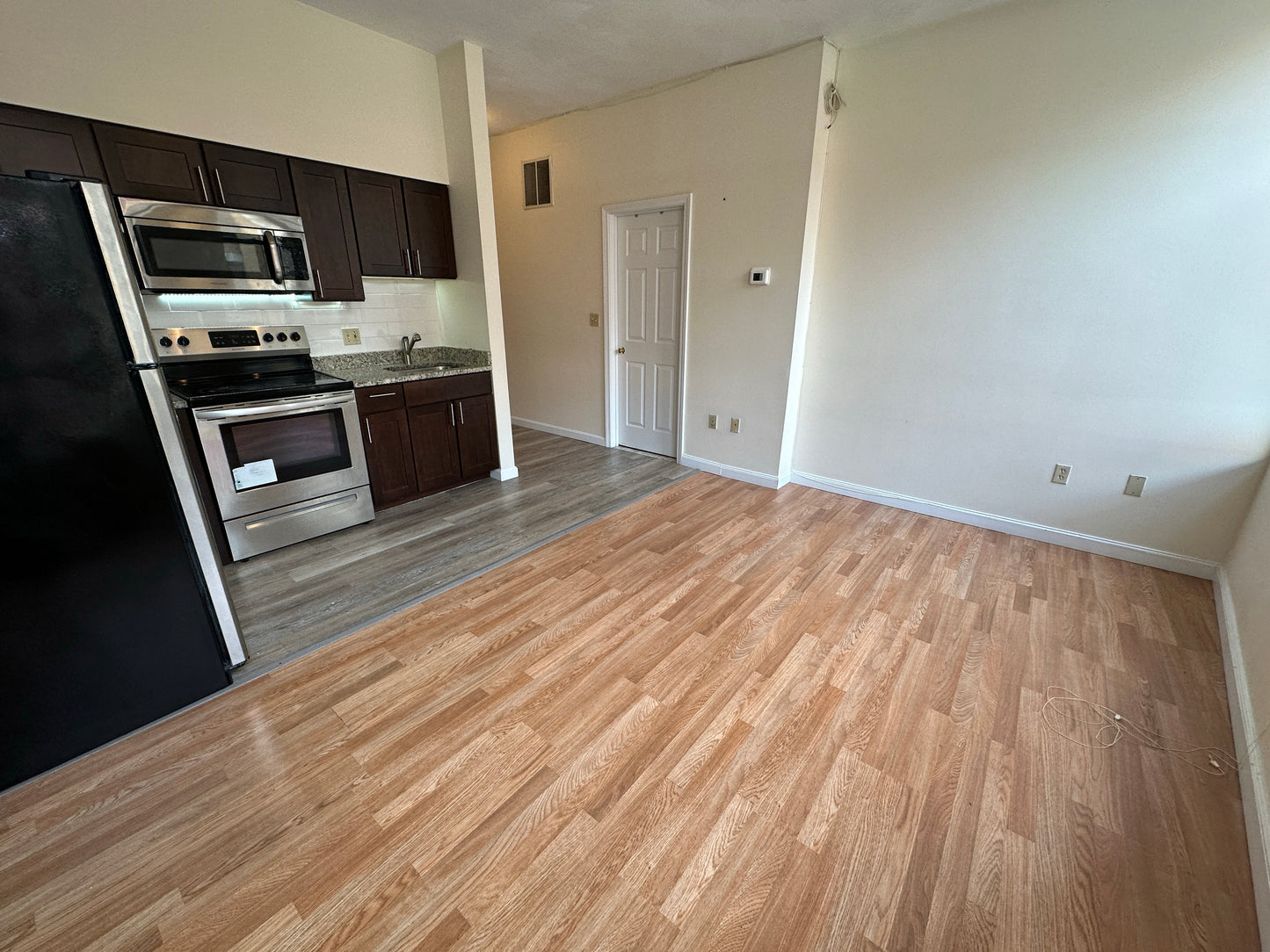 APPLICATION PENDING $2,600 / 1br - 416ft2 - ➽Beautiful Chinatown 1 Bedroom Available September! (Chinatown)