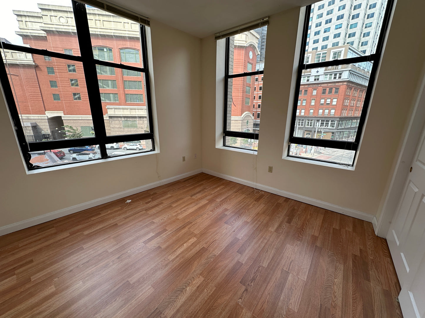 APPLICATION PENDING $2,600 / 1br - 416ft2 - ➽Beautiful Chinatown 1 Bedroom Available September! (Chinatown)