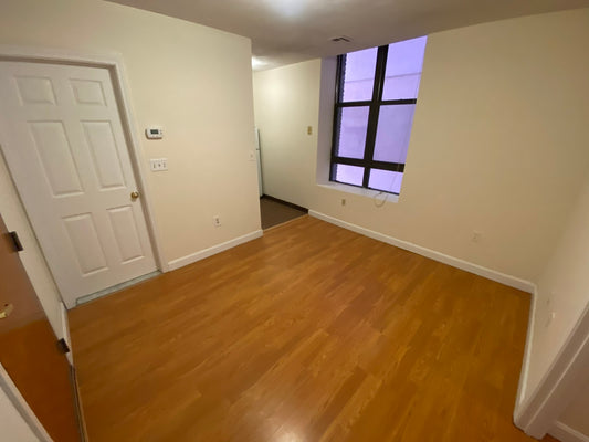 $2,700 / 1br - 347ft2 - ➽Quaint Chinatown 2 Room Studio Available 9/1! (Chinatown)