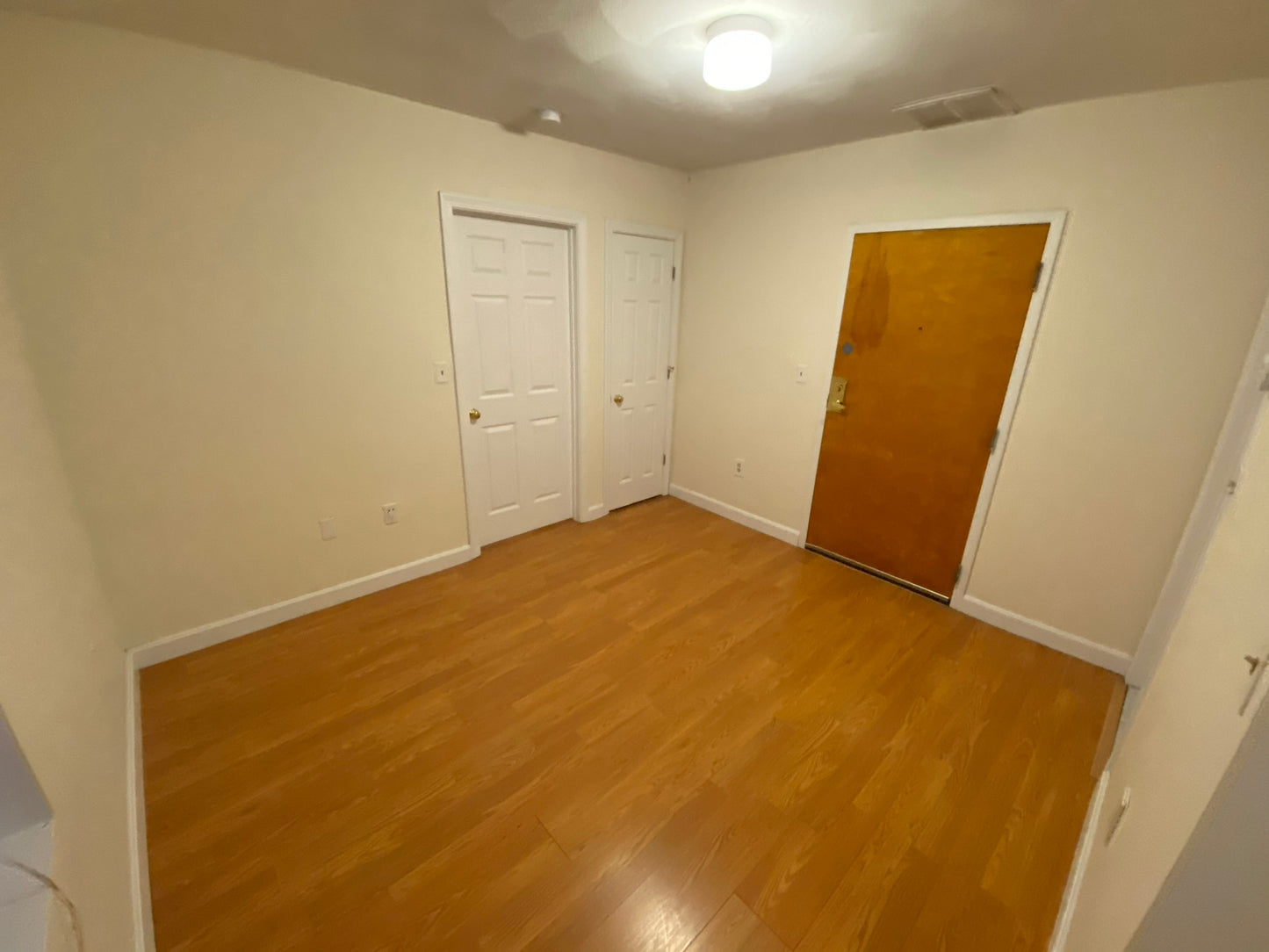 $2,700 / 1br - 347ft2 - ➽Quaint Chinatown 2 Room Studio Available 9/1! (Chinatown)