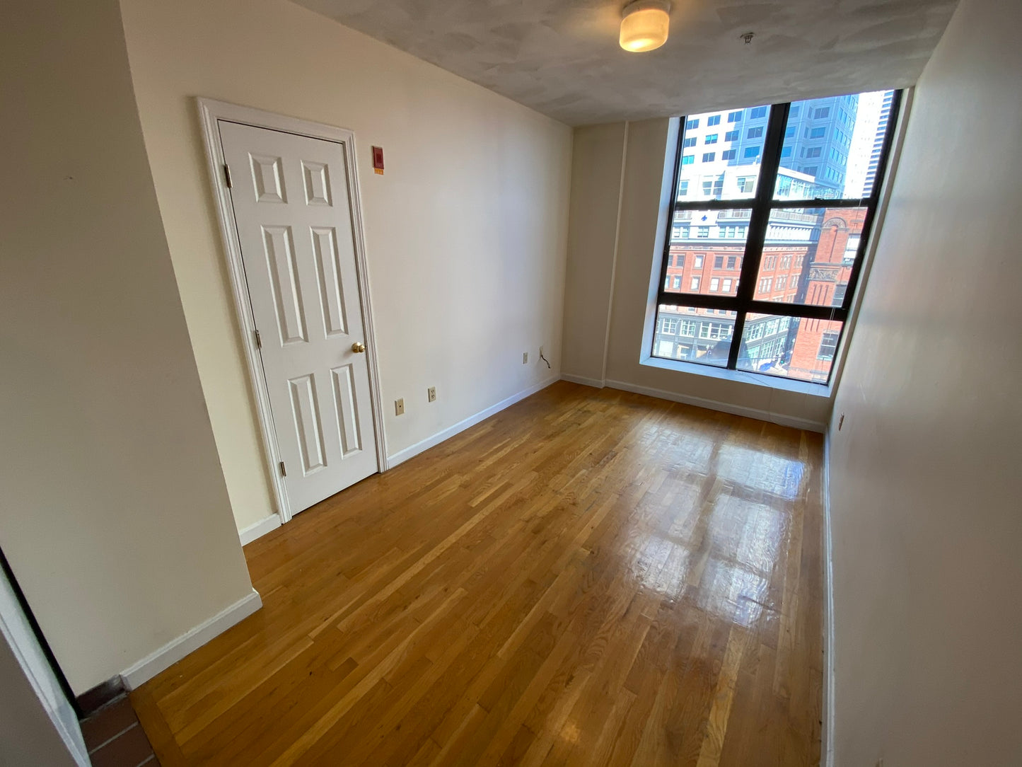 $2,650 / 1br - 381ft2 - ➽Quaint Chinatown 1 Bedroom Available July! (Chinatown)