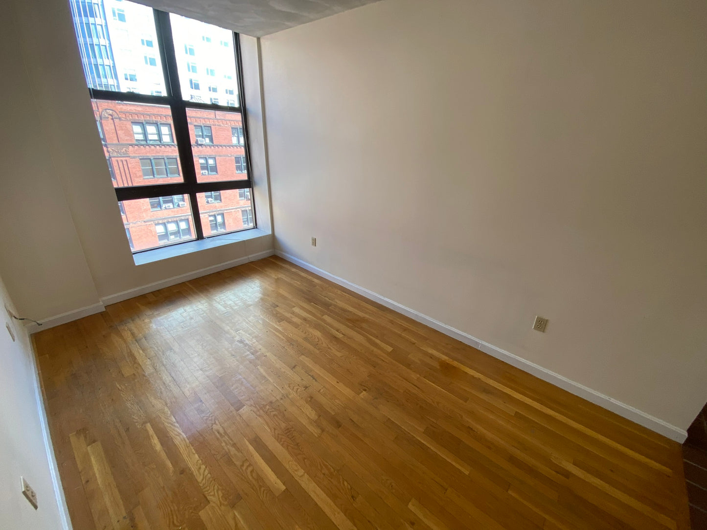 $2,650 / 1br - 381ft2 - ➽Quaint Chinatown 1 Bedroom Available July! (Chinatown)