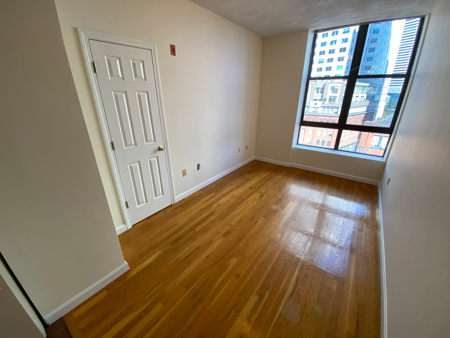 APPLICATION PENDING $2,700 / 1br - 381ft2 - ➽Superior Chinatown 1 Bedroom Available September! (Chinatown)