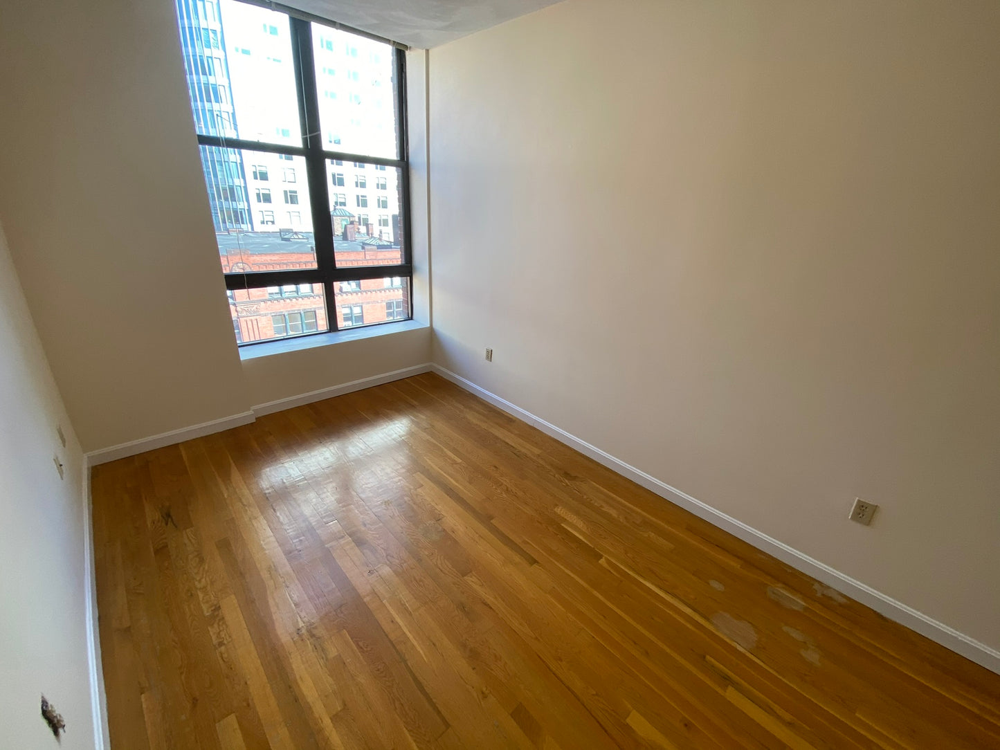 APPLICATION PENDING $2,700 / 1br - 381ft2 - ➽Superior Chinatown 1 Bedroom Available September! (Chinatown)