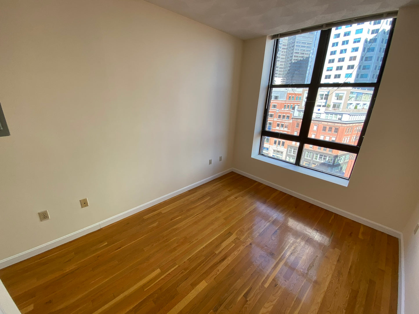 APPLICATION PENDING $2,700 / 1br - 381ft2 - ➽Superior Chinatown 1 Bedroom Available September! (Chinatown)