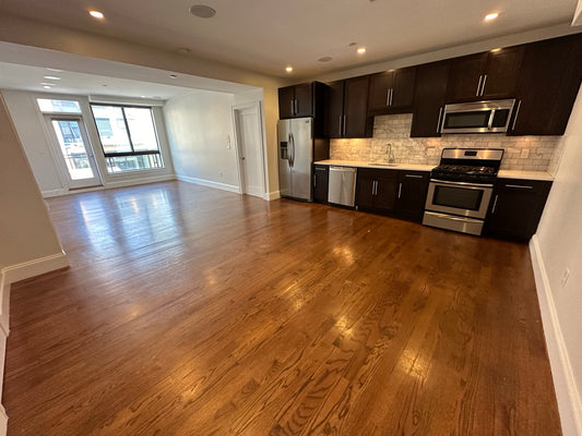$4,400 / 2br - 1155ft2 - ➽Dazzling South Boston/Seaport 2 Bedroom 2 Bath Available 9/15! No Fee! (South Boston)
