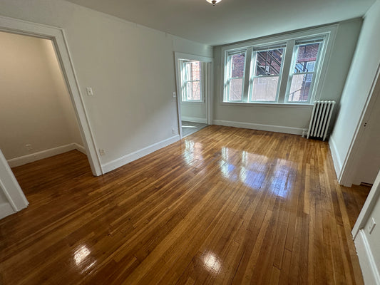 $2,110 / 405ft2 - ➽Lovely Somerville Studio Available Now! No Fee! (Winter Hill)